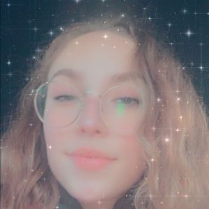 Meet your Posher, Elysse